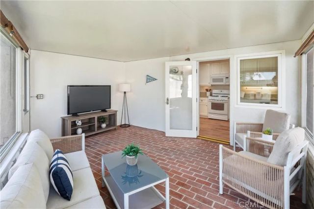 19802 Trident Lane, Huntington Beach, CA 92646