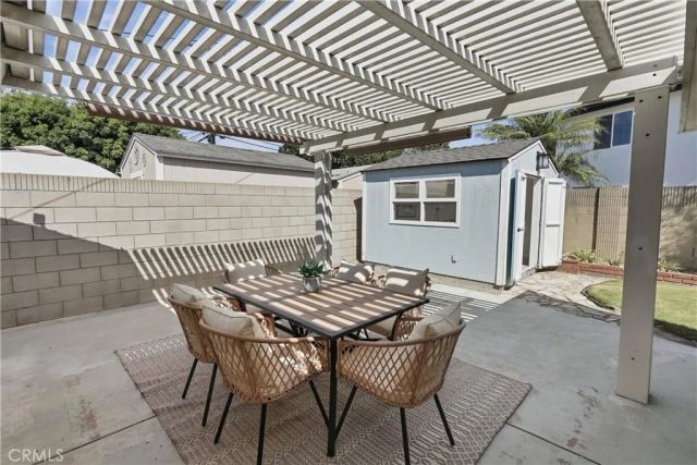 19802 Trident Lane, Huntington Beach, CA 92646