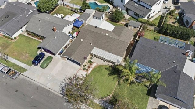 19802 Trident Lane, Huntington Beach, CA 92646