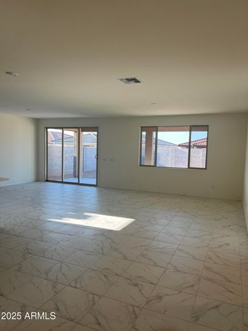 3014 W Estes Way, Phoenix, AZ 85038