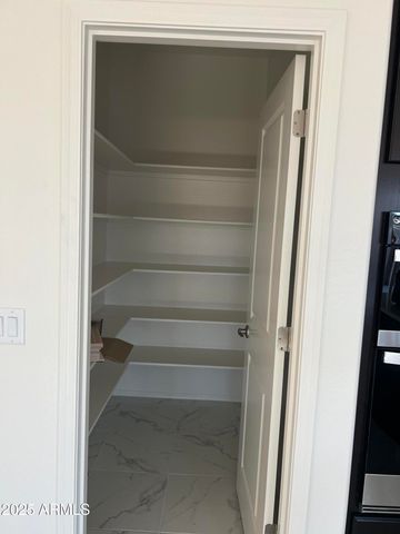 3014 W Estes Way, Phoenix, AZ 85038