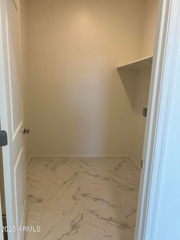 3014 W Estes Way, Phoenix, AZ 85038