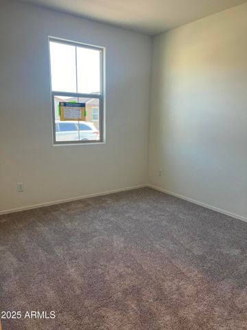 3014 W Estes Way, Phoenix, AZ 85038
