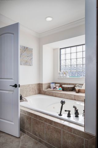 553 Adena Trace, Versailles, KY 40383