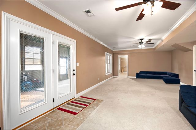 553 Adena Trace, Versailles, KY 40383