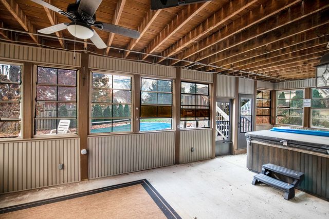 553 Adena Trace, Versailles, KY 40383