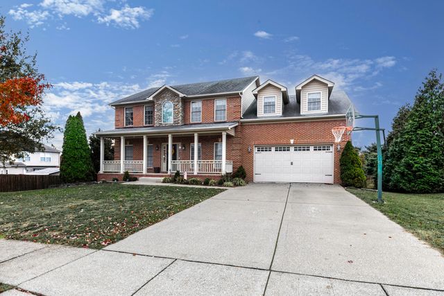 553 Adena Trace, Versailles, KY 40383