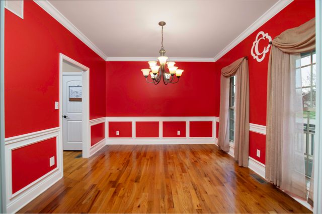 553 Adena Trace, Versailles, KY 40383