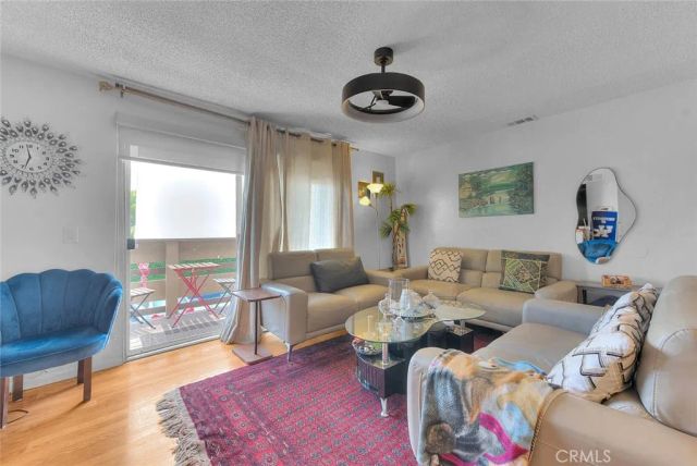 1555 Border Avenue F, Corona, CA 92882