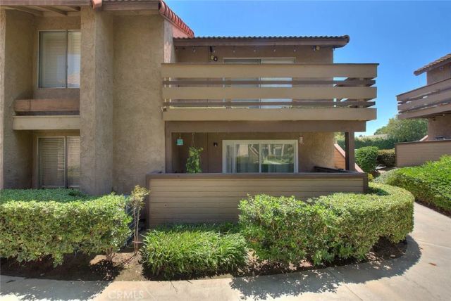 1555 Border Avenue F, Corona, CA 92882