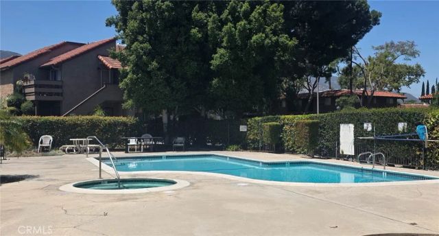 1555 Border Avenue F, Corona, CA 92882