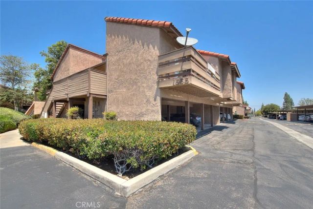 1555 Border Avenue F, Corona, CA 92882