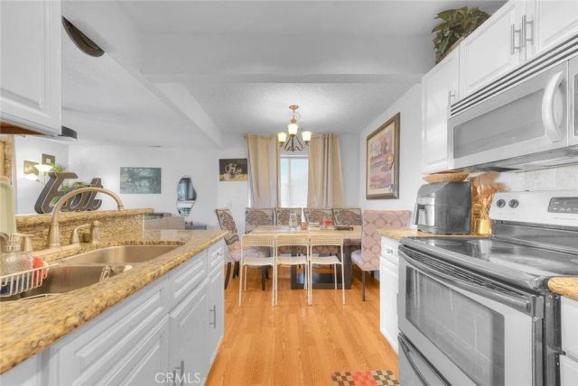 1555 Border Avenue F, Corona, CA 92882