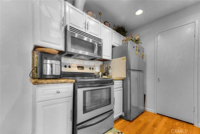 1555 Border Avenue F, Corona, CA 92882