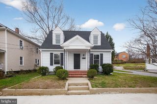 114 N KENTUCKY AVE, Martinsburg, WV 25401