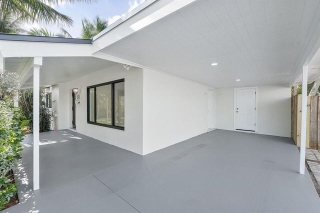3030 ARTHUR Street, Hollywood, FL 33021