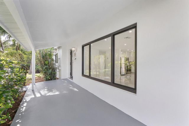 3030 ARTHUR Street, Hollywood, FL 33021