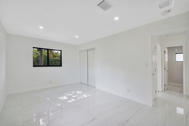 3030 ARTHUR Street, Hollywood, FL 33021