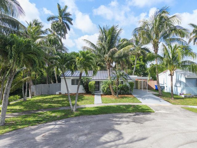 3030 ARTHUR Street, Hollywood, FL 33021