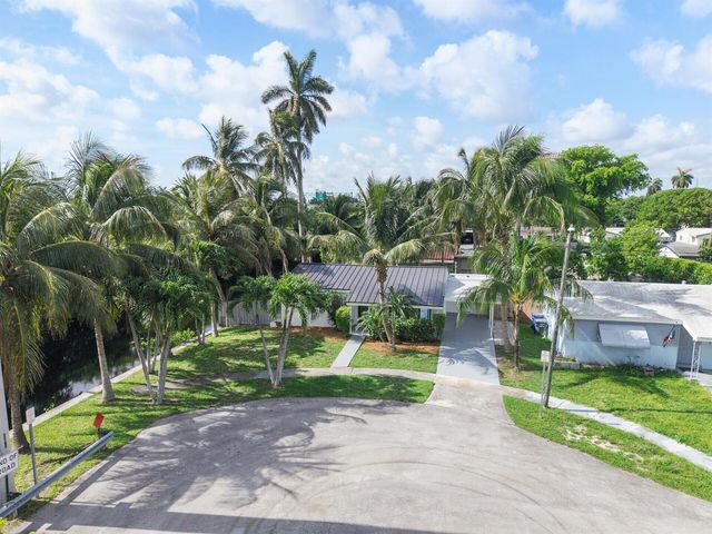 3030 ARTHUR Street, Hollywood, FL 33021