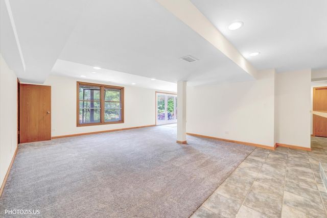 970 Ponderosa Lane, Hoffman Estates, IL 60010