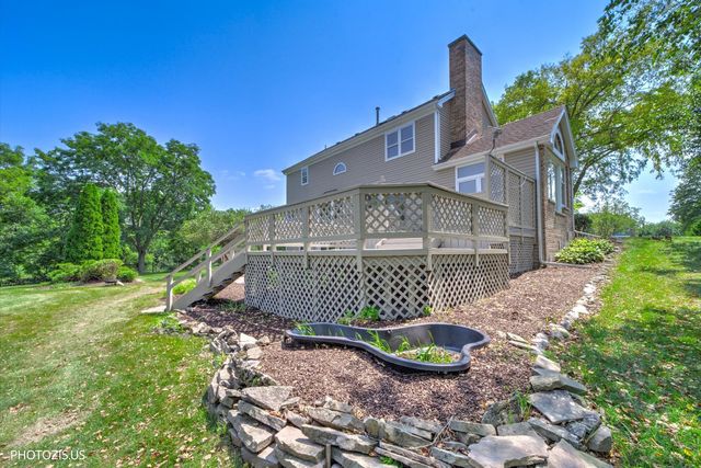 970 Ponderosa Lane, Hoffman Estates, IL 60010