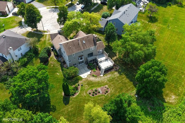 970 Ponderosa Lane, Hoffman Estates, IL 60010