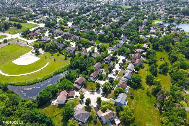 970 Ponderosa Lane, Hoffman Estates, IL 60010