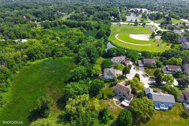 970 Ponderosa Lane, Hoffman Estates, IL 60010