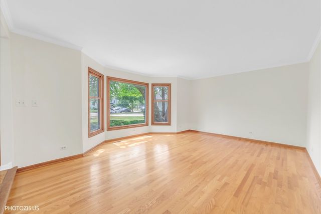 970 Ponderosa Lane, Hoffman Estates, IL 60010