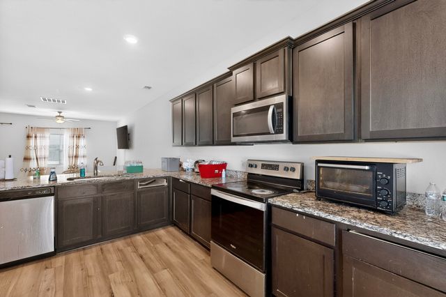 148 Point Rider Road, Newark, TX 76071