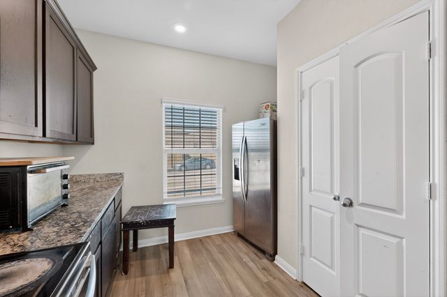 148 Point Rider Road, Newark, TX 76071