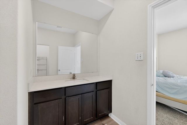 148 Point Rider Road, Newark, TX 76071