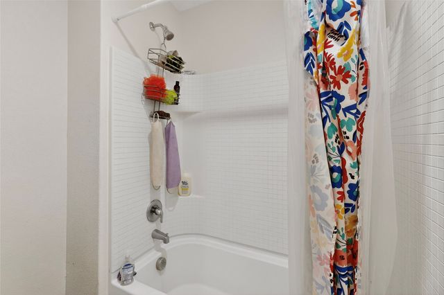 148 Point Rider Road, Newark, TX 76071