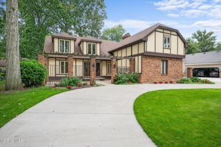 5253 Tavistock Drive, Toledo, OH 43623