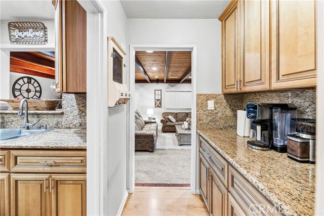 6330 Knight Avenue, Long Beach, CA 90805