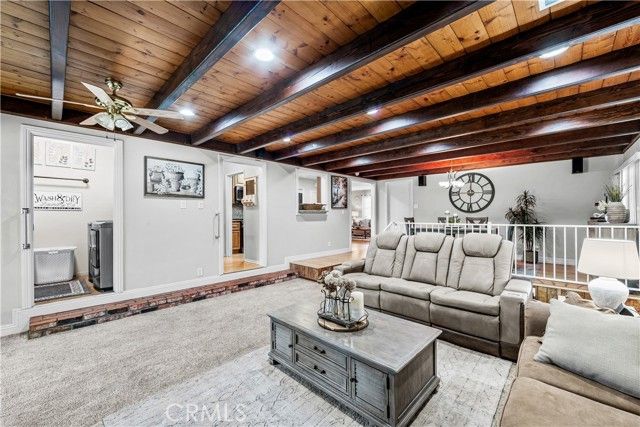 6330 Knight Avenue, Long Beach, CA 90805