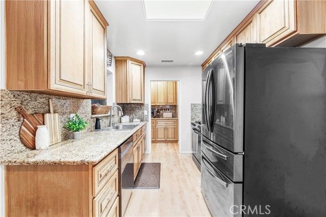 6330 Knight Avenue, Long Beach, CA 90805