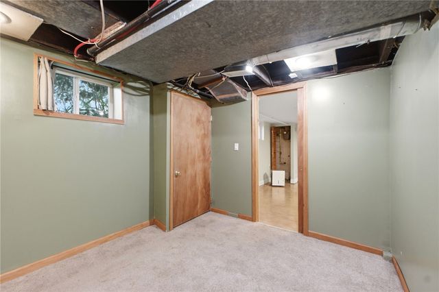 1733 Aero Avenue, Kettering, OH 45429