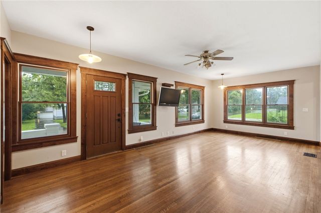 1733 Aero Avenue, Kettering, OH 45429