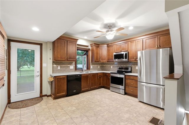 1733 Aero Avenue, Kettering, OH 45429