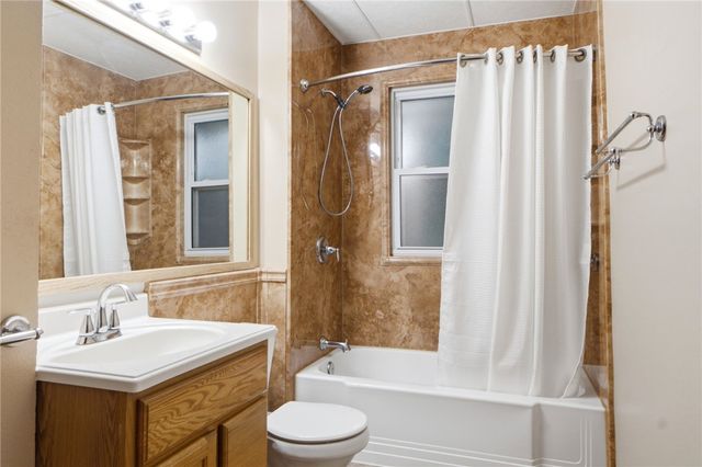 1733 Aero Avenue, Kettering, OH 45429