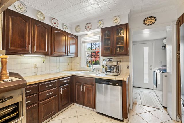 254.5 PALISADE AVE, Jc, Heights, NJ 07307