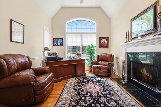 10195 Floyd, Crown Point, IN 46307