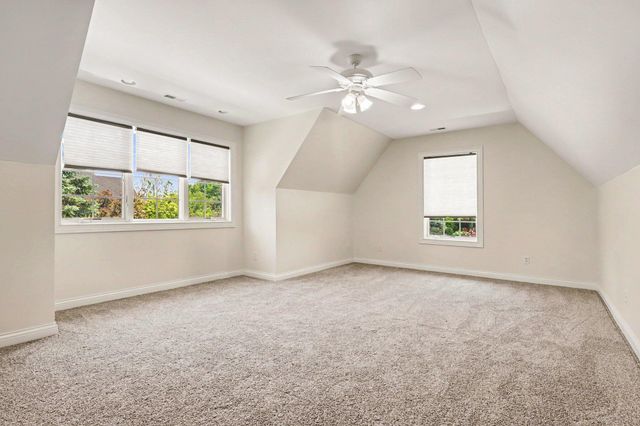 10195 Floyd, Crown Point, IN 46307