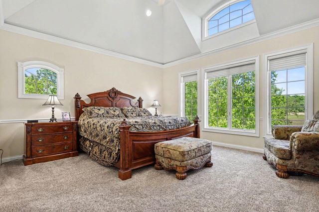 10195 Floyd, Crown Point, IN 46307