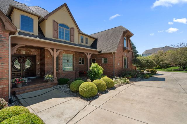 10195 Floyd, Crown Point, IN 46307