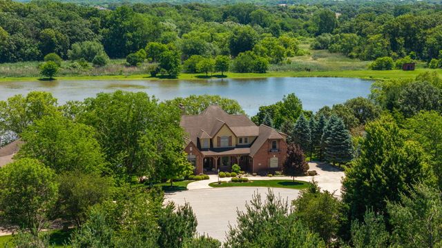 10195 Floyd, Crown Point, IN 46307