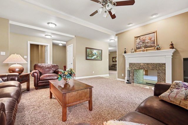 10195 Floyd, Crown Point, IN 46307