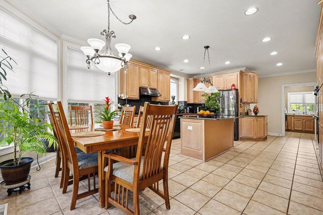10195 Floyd, Crown Point, IN 46307